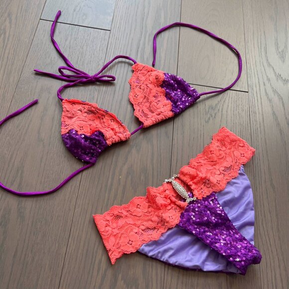 Pinkini Bikini - Picture 3 of 5